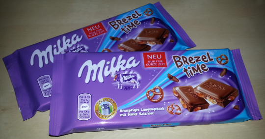 Nahaufnahme: 2 Tafeln Milka Brezel Time